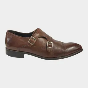 Hawes & Curtis men's brown buckled leather loafers