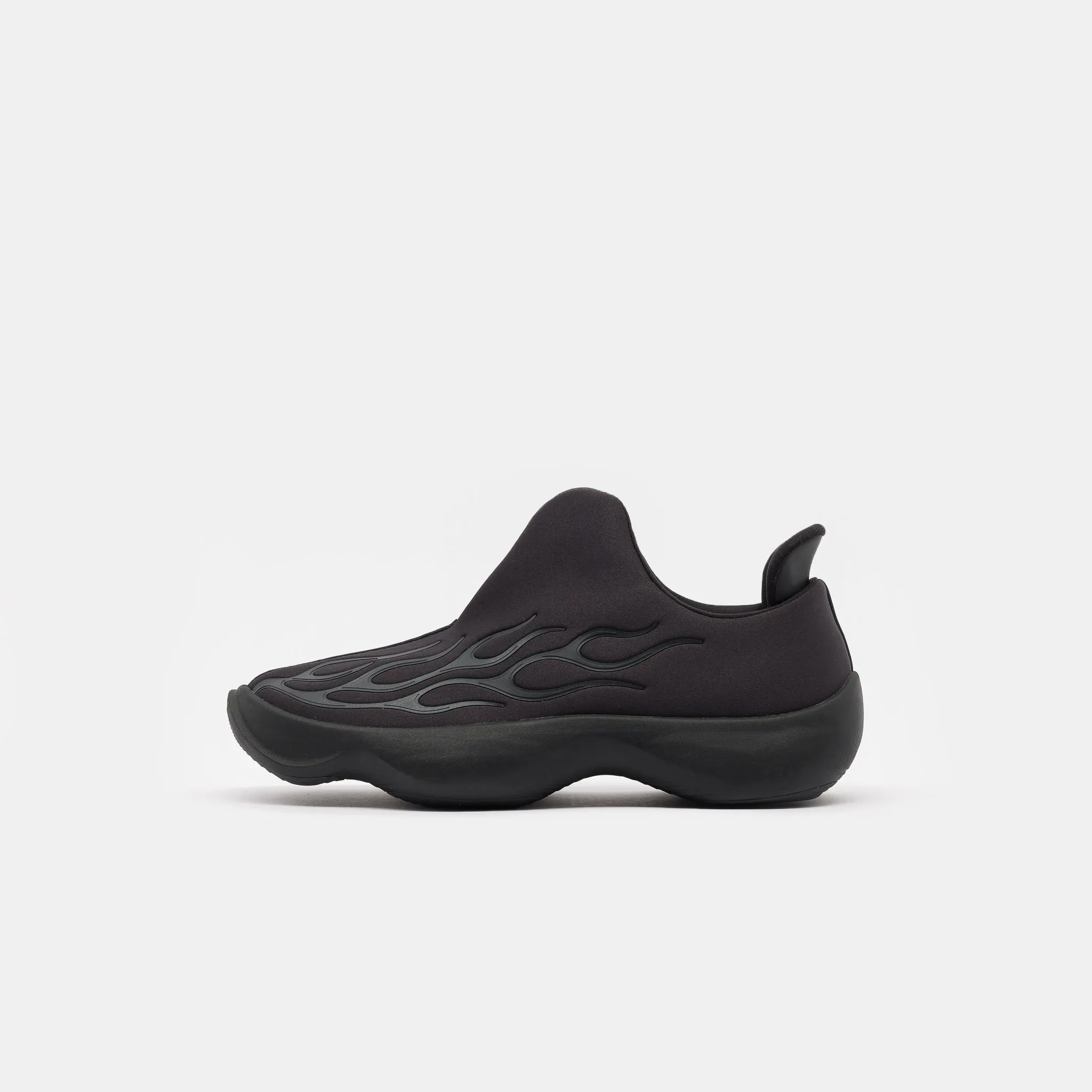 Taka One Ok Rock Sneaker in Black/Black