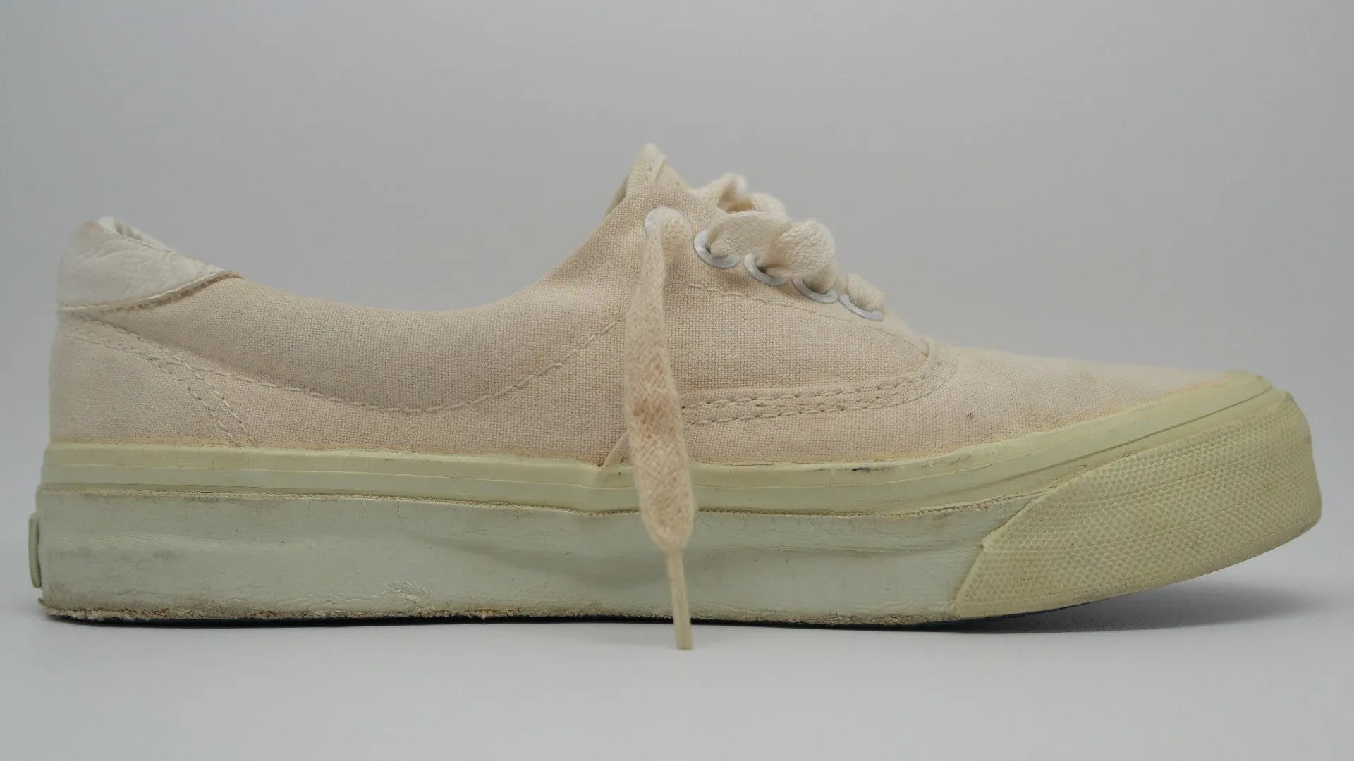 vintage vans style #45 ~ US7.5 ?